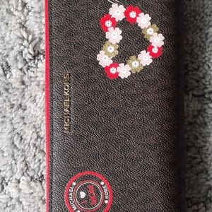 Michael Kors I ❤ Mom Travel Continental Wallet NWT